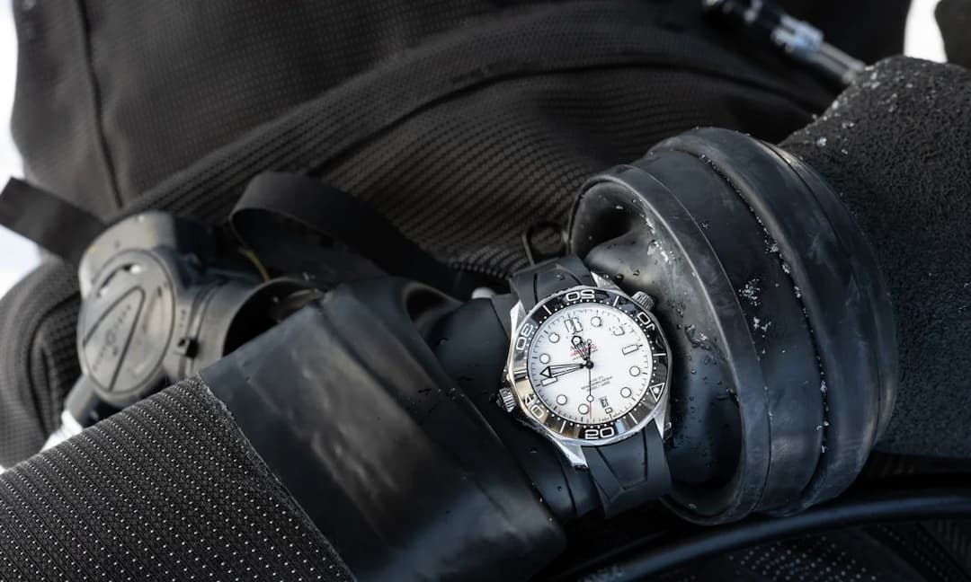 12 Rekomendasi Jam Omega untuk Menyelam