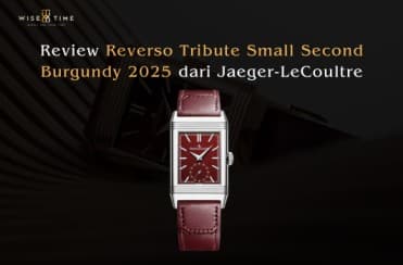 Review Reverso Tribute Small Second Burgundy 2025 dari Jaeger‑LeCoultre